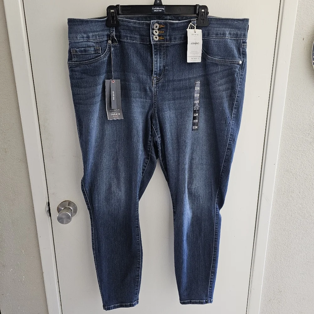 Torrid 3 button jegging skinny jeans 22R NWT - Picture 1 of 10